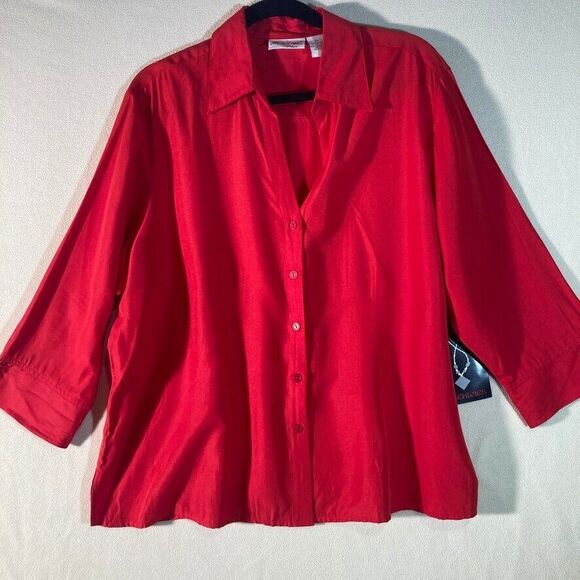 Joanna Plus Blouse 2X Valentine Red Button Up 3/4 Slit Cuff Sleeve Lightweight - Picture 1 of 8